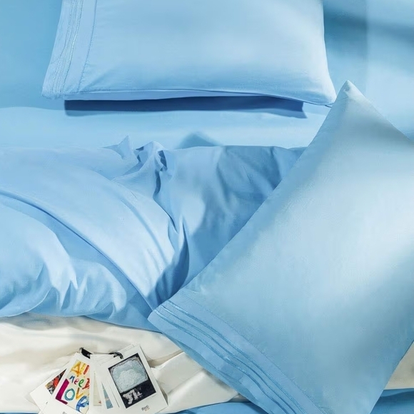 Luxury Blue Bedding Set - Picture 6 of 8